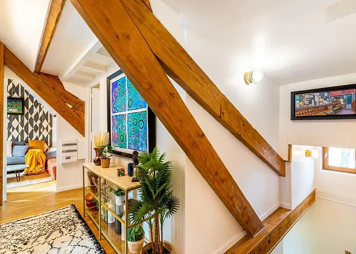 Art & Curiosity Cabinet Style Appartement With Paris View, Villa Des Ammonites